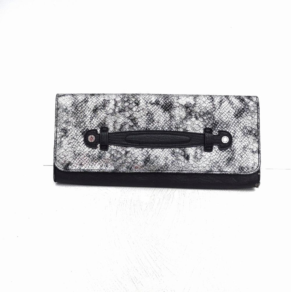 KENNETH COLE Faux Snakeskin Clutch Retro Envelope Purse Handbag Y2K Metallic